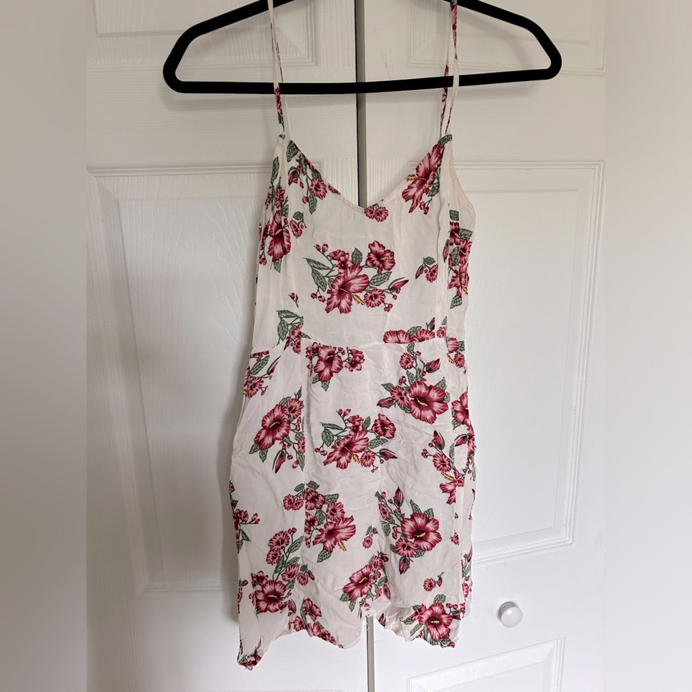 Women’s Floral Dress - EUC